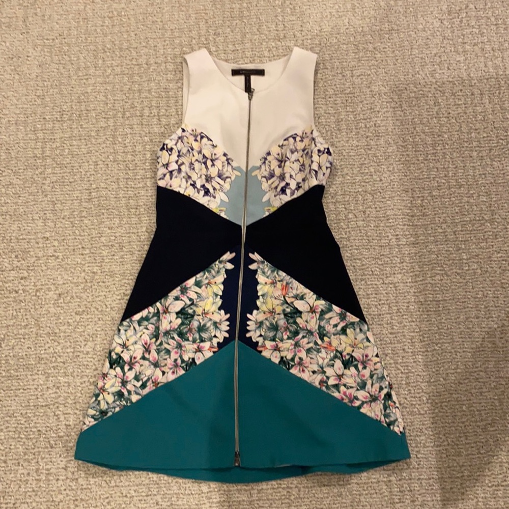 BCBG Maxazaria Dress size O4